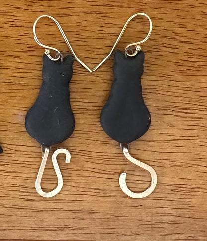 Dangly cat earrings