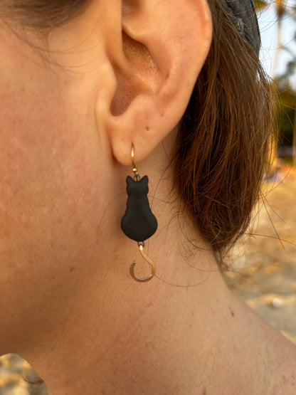 Dangly cat earrings